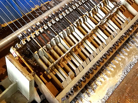 Inclined lifting hold-down block system